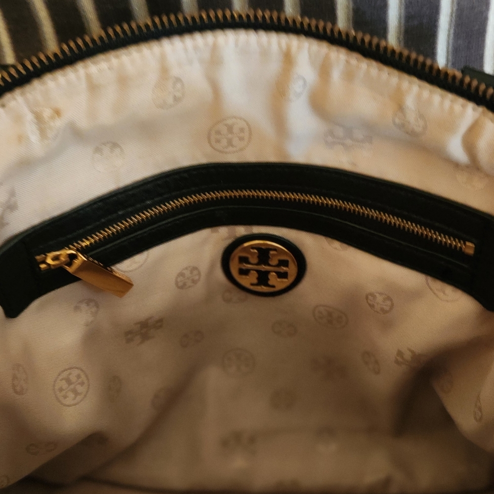 Tory Burch Black Leather Bag - Picture 5 of 7